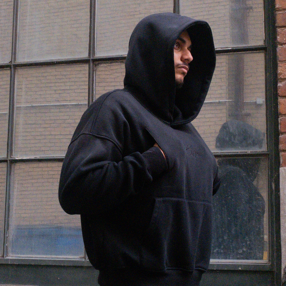 V1 Blank Hoodie - Black