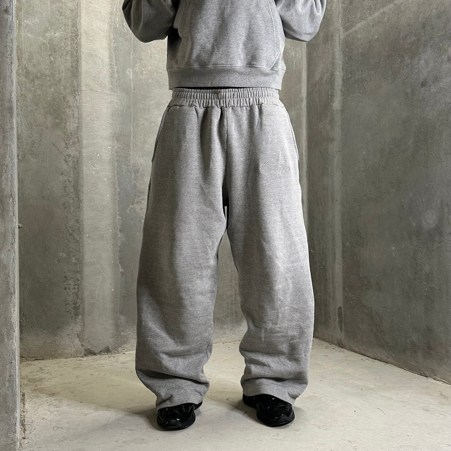 V1 Blank Sweats - Grey